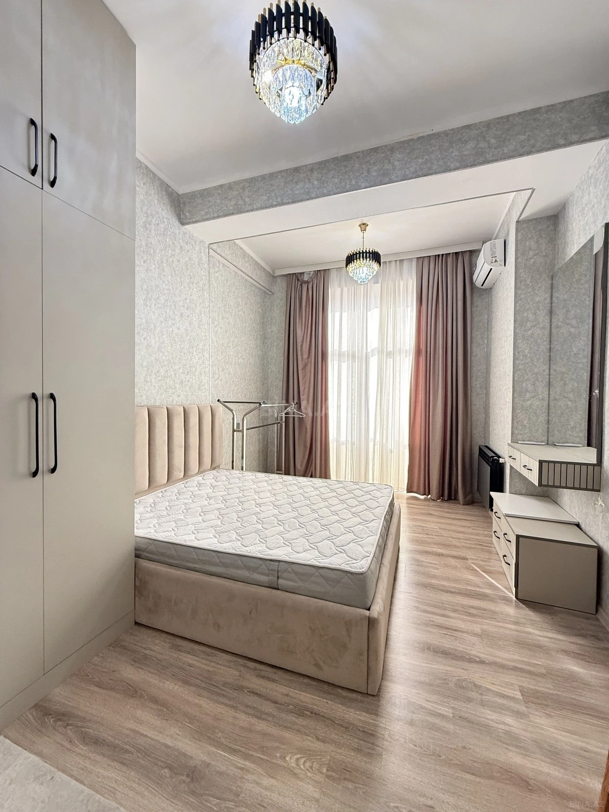 Kirayə verilir 2 otaqlı mənzil 55 m²