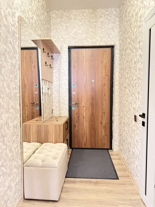 Kirayə verilir 2 otaqlı mənzil 55 m²