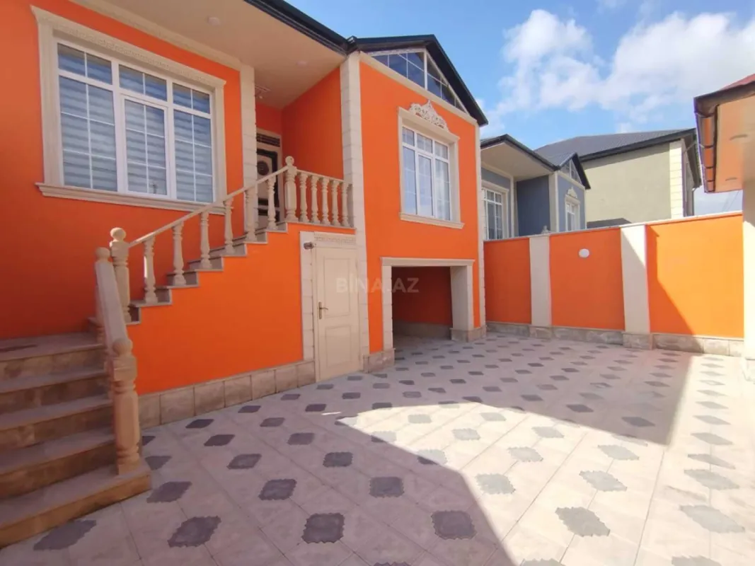 Satılır 4 otaqlı həyət evi 110 m²