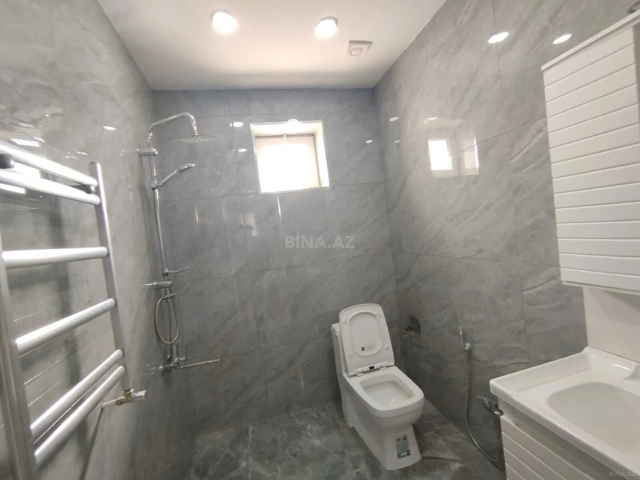 Satılır 4 otaqlı həyət evi 110 m²