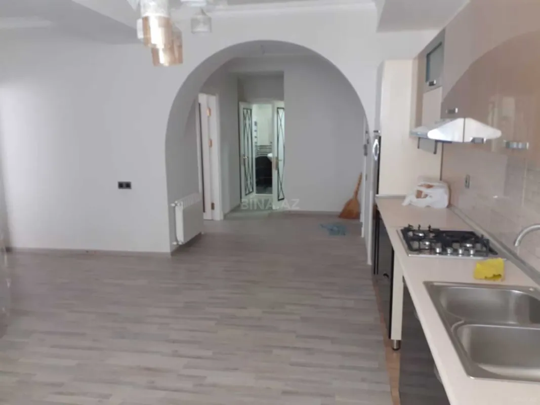 Kirayə verilir 3 otaqlı mənzil 105 m²