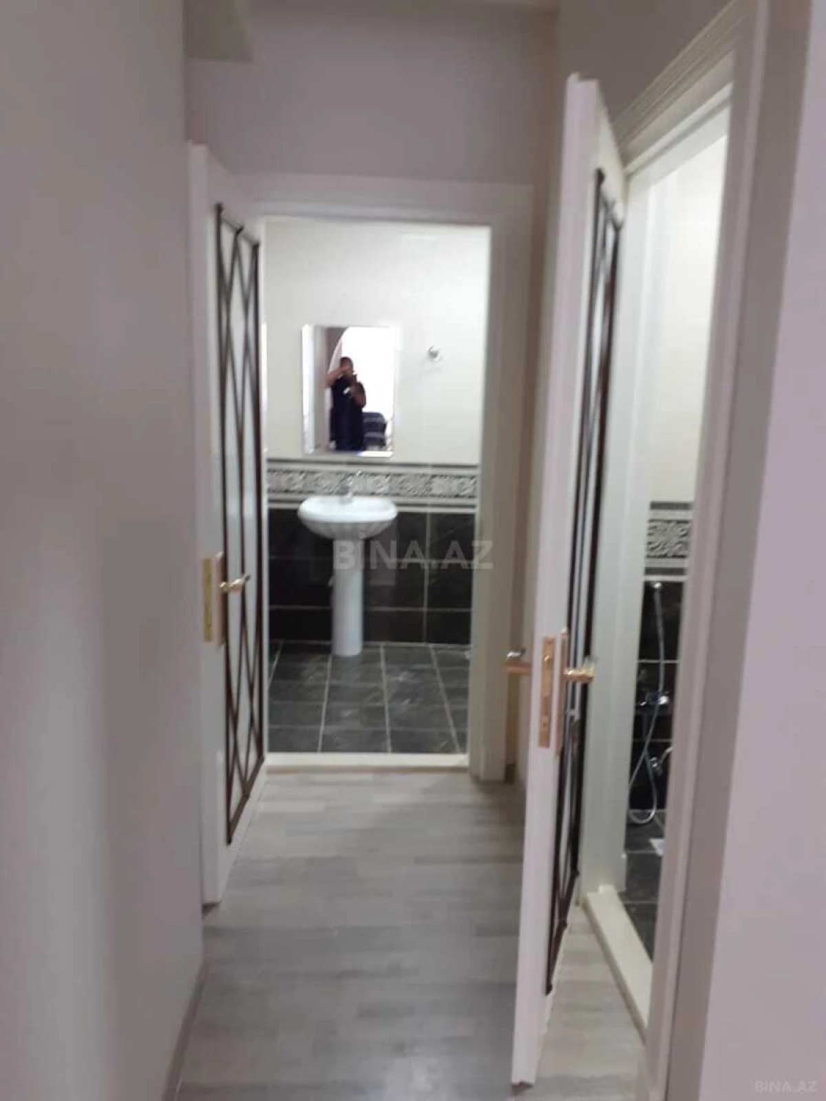 Kirayə verilir 3 otaqlı mənzil 105 m²