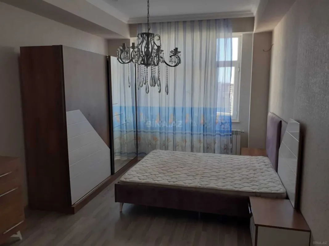 Kirayə verilir 3 otaqlı mənzil 105 m²