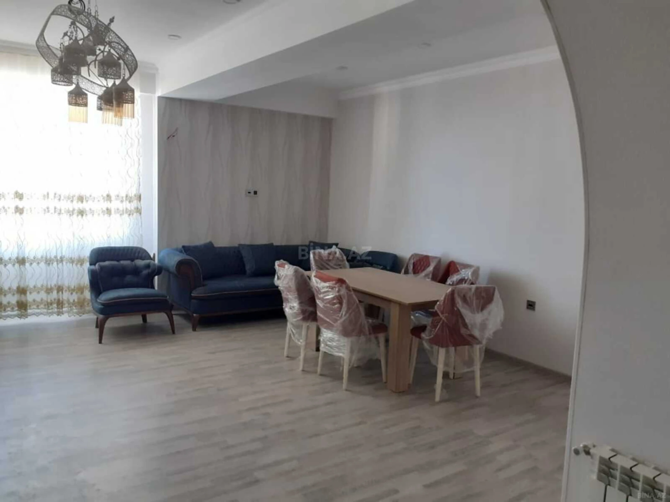 Kirayə verilir 3 otaqlı mənzil 105 m²