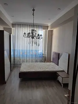 Kirayə verilir 3 otaqlı mənzil 105 m²