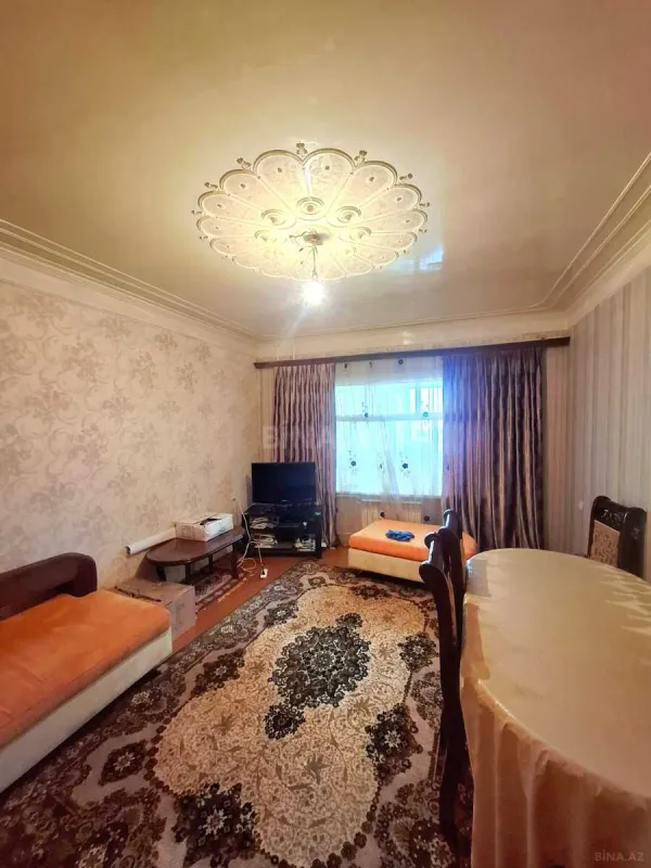 Satılır 2 otaqlı mənzil 57 m²