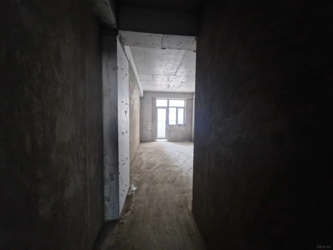 Satılır 3 otaqlı mənzil 146 m²