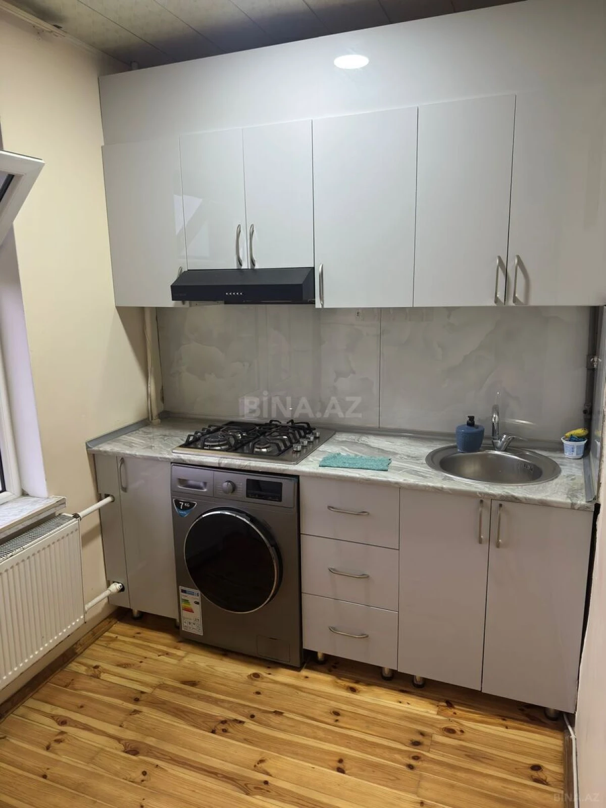 Kirayə verilir 2 otaqlı mənzil 60 m²
