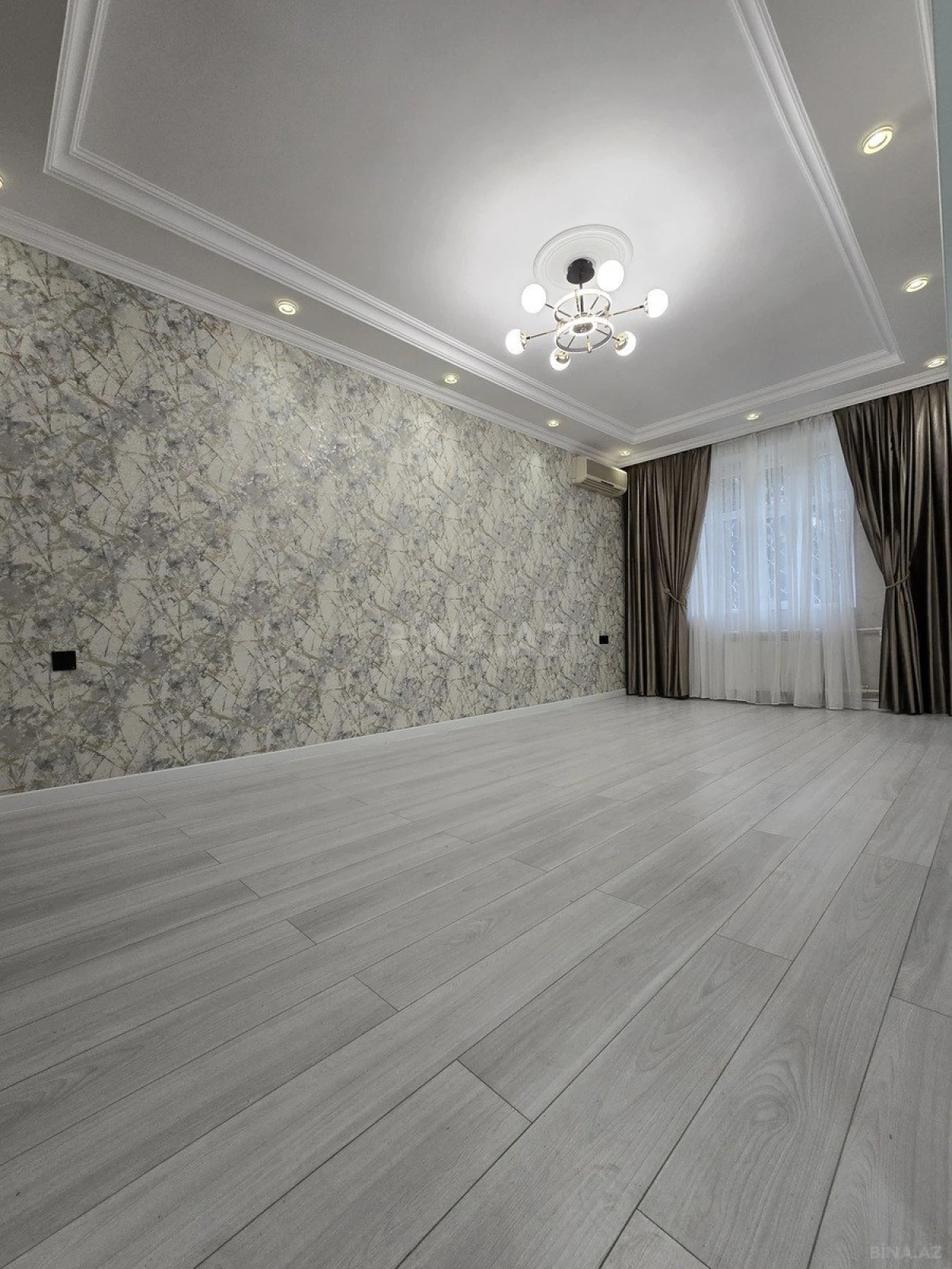 Satılır 3 otaqlı mənzil 85 m²