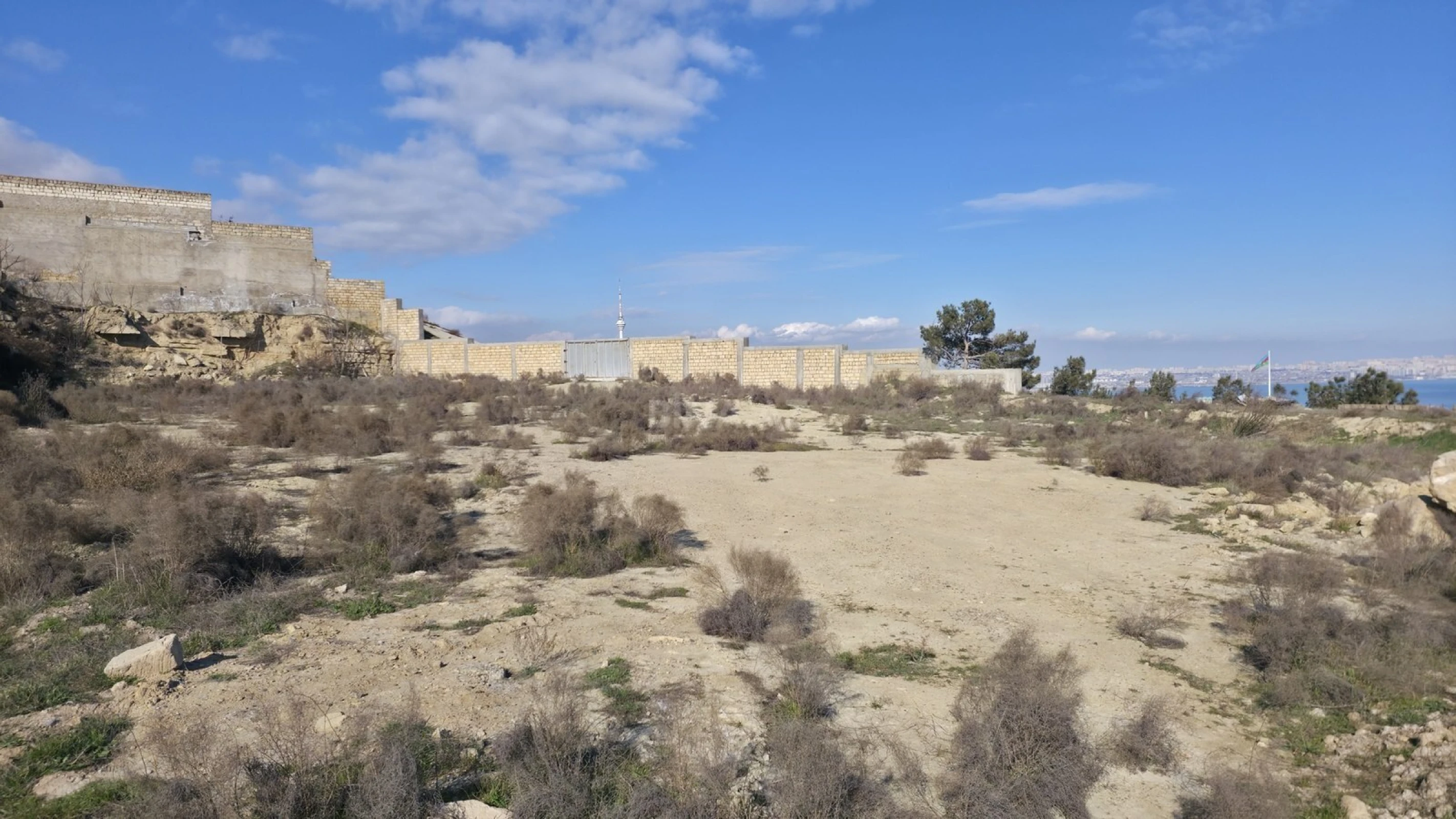 Satılır torpaq sahəsi 18 m²