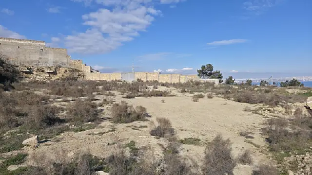 Satılır torpaq sahəsi 18 m²