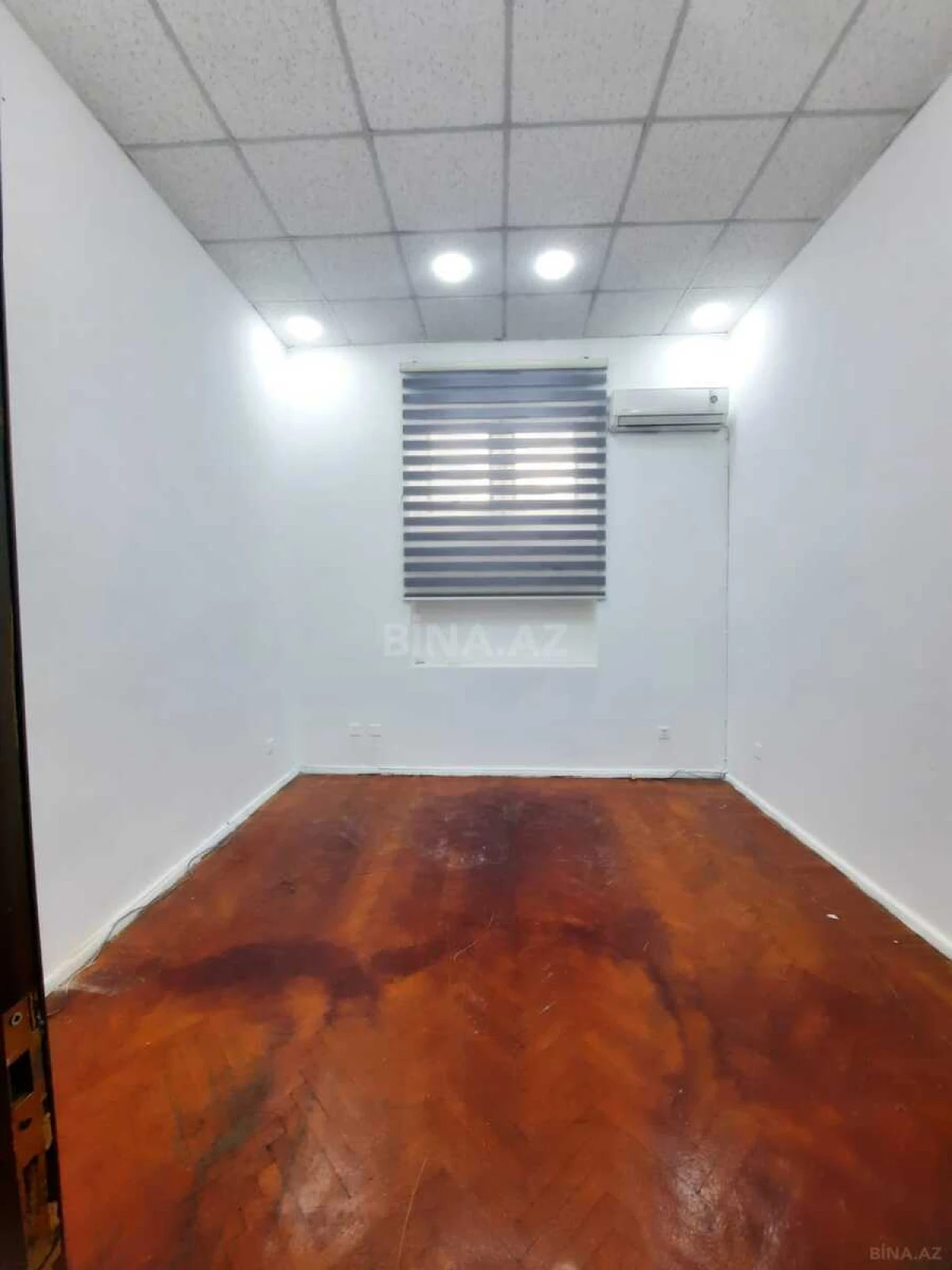 Kirayə verilir 1 otaqlı ofis 15 m²