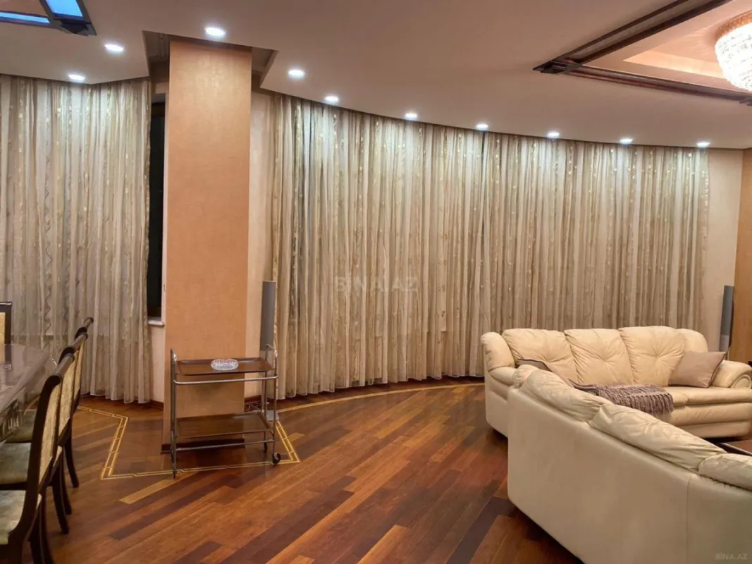 Kirayə verilir 4 otaqlı mənzil 195 m²