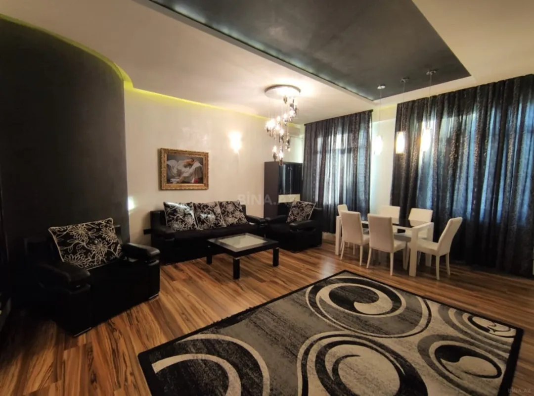 Kirayə verilir 3 otaqlı mənzil 140 m²