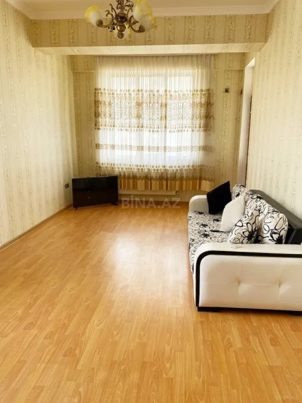 Satılır 2 otaqlı mənzil 73 m²