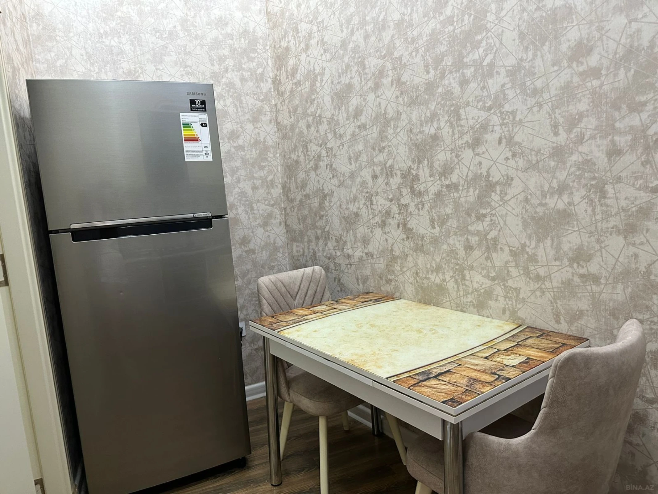 Kirayə verilir 3 otaqlı mənzil 110 m²