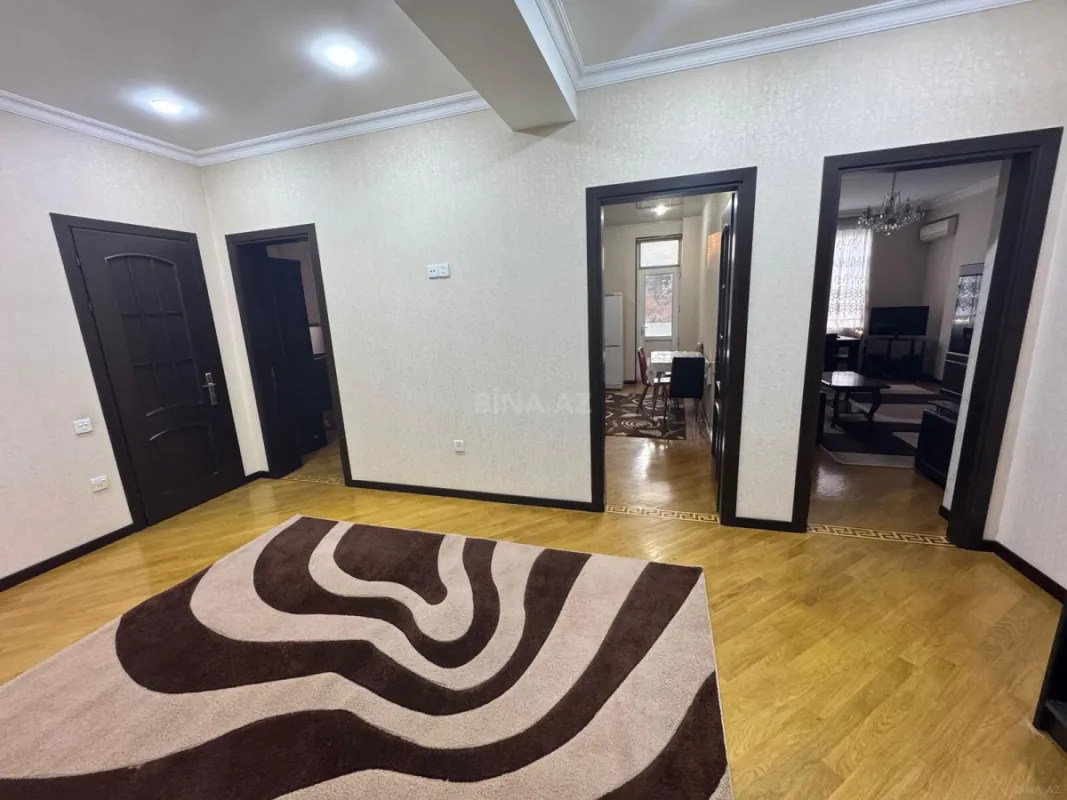 Satılır 2 otaqlı mənzil 80 m²