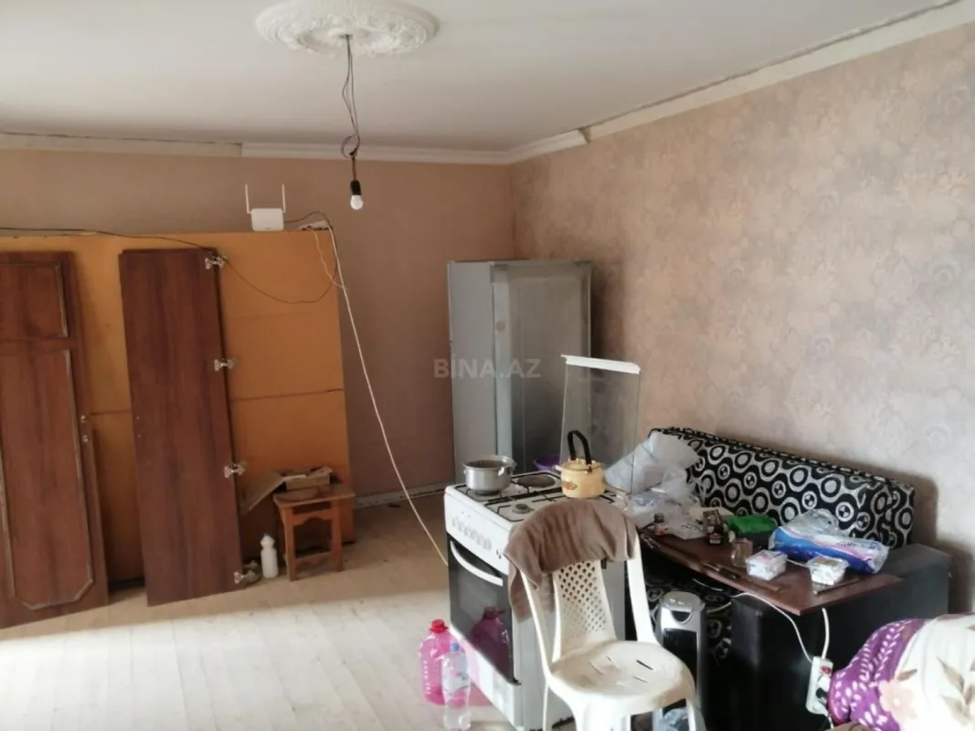 Satılır 4 otaqlı həyət evi 200 m²