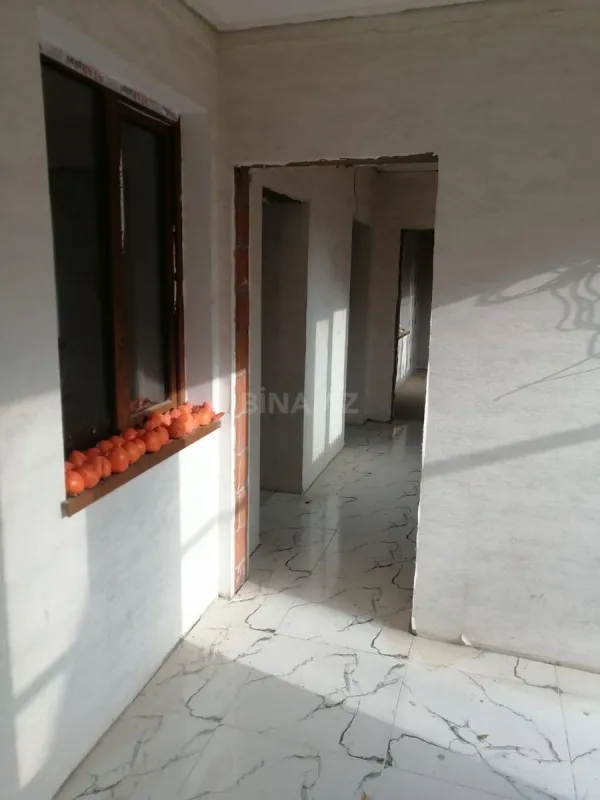 Satılır 4 otaqlı həyət evi 200 m²