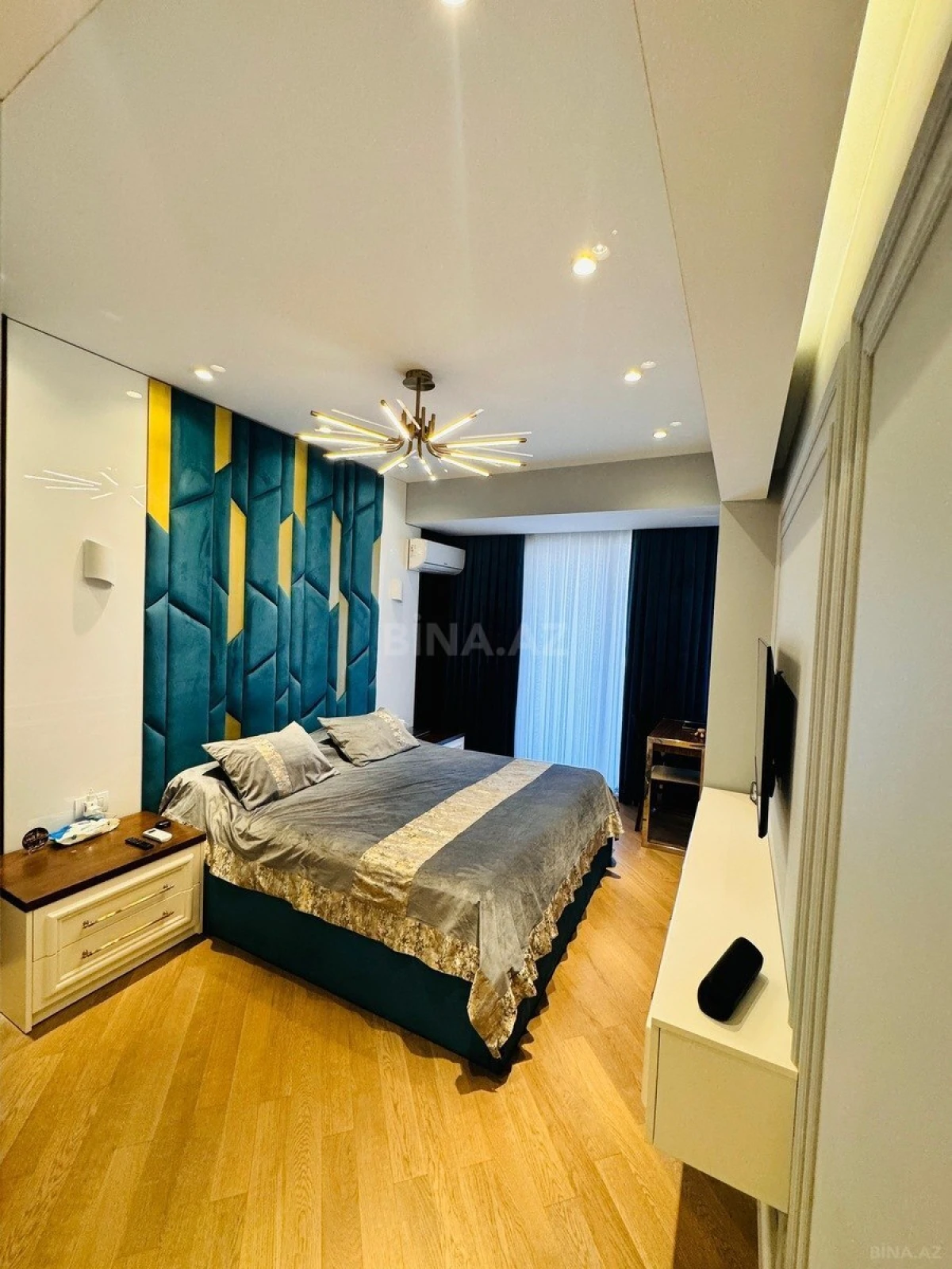 Kirayə verilir 3 otaqlı mənzil 150 m²