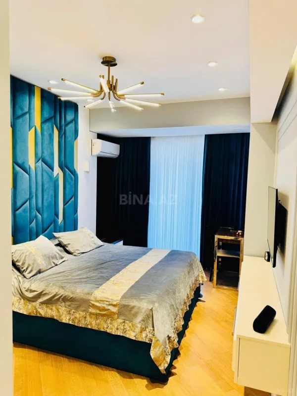 Kirayə verilir 3 otaqlı mənzil 150 m²