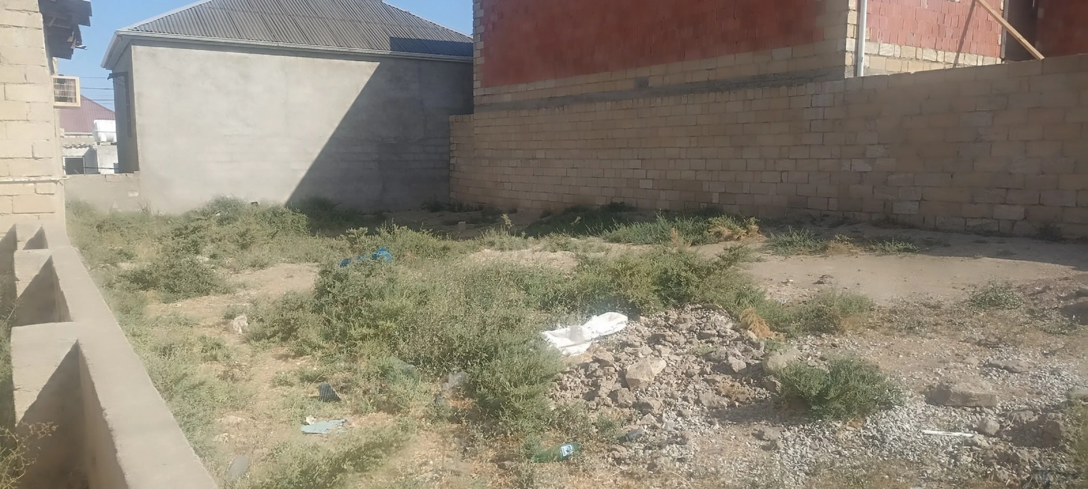 Satılır torpaq sahəsi 2 m²