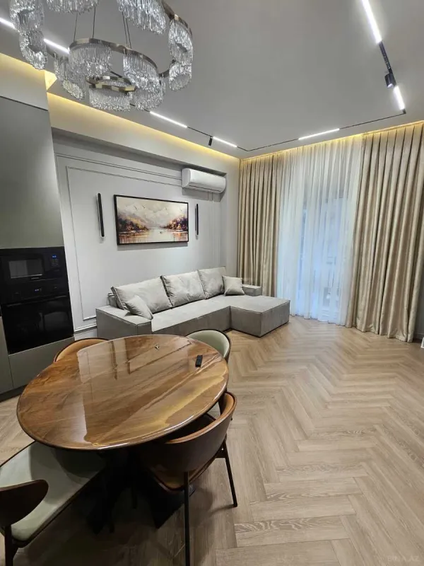 Kirayə verilir 3 otaqlı mənzil 95 m²