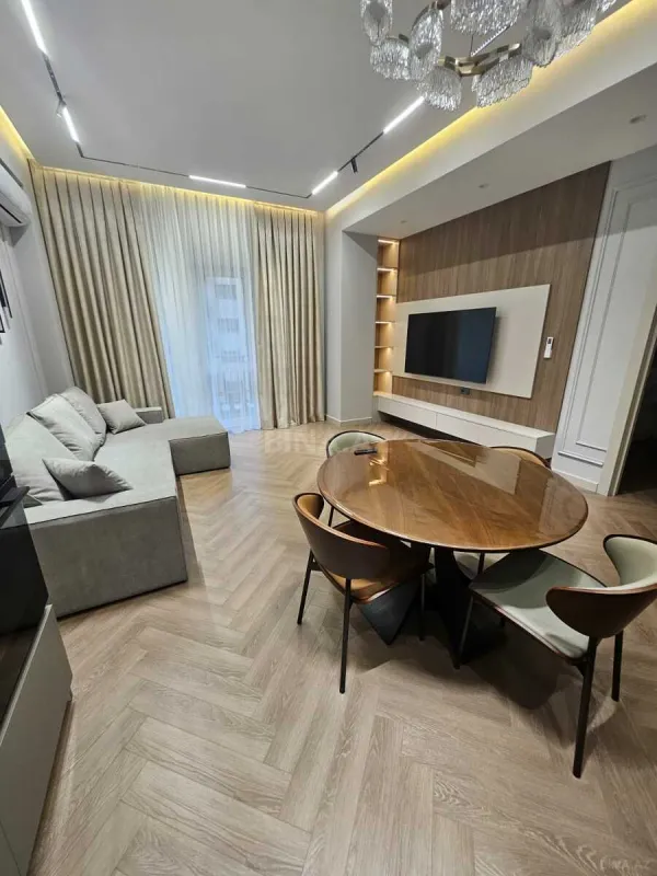 Kirayə verilir 3 otaqlı mənzil 95 m²