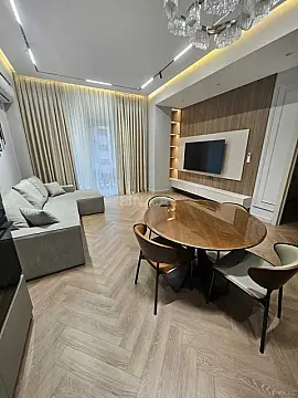 Kirayə verilir 3 otaqlı mənzil 95 m²