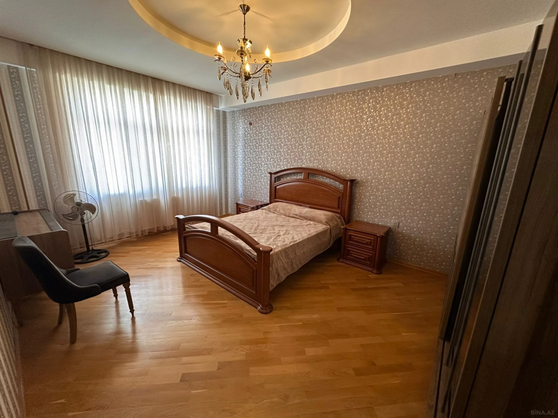 Kirayə verilir 2 otaqlı mənzil 100 m²