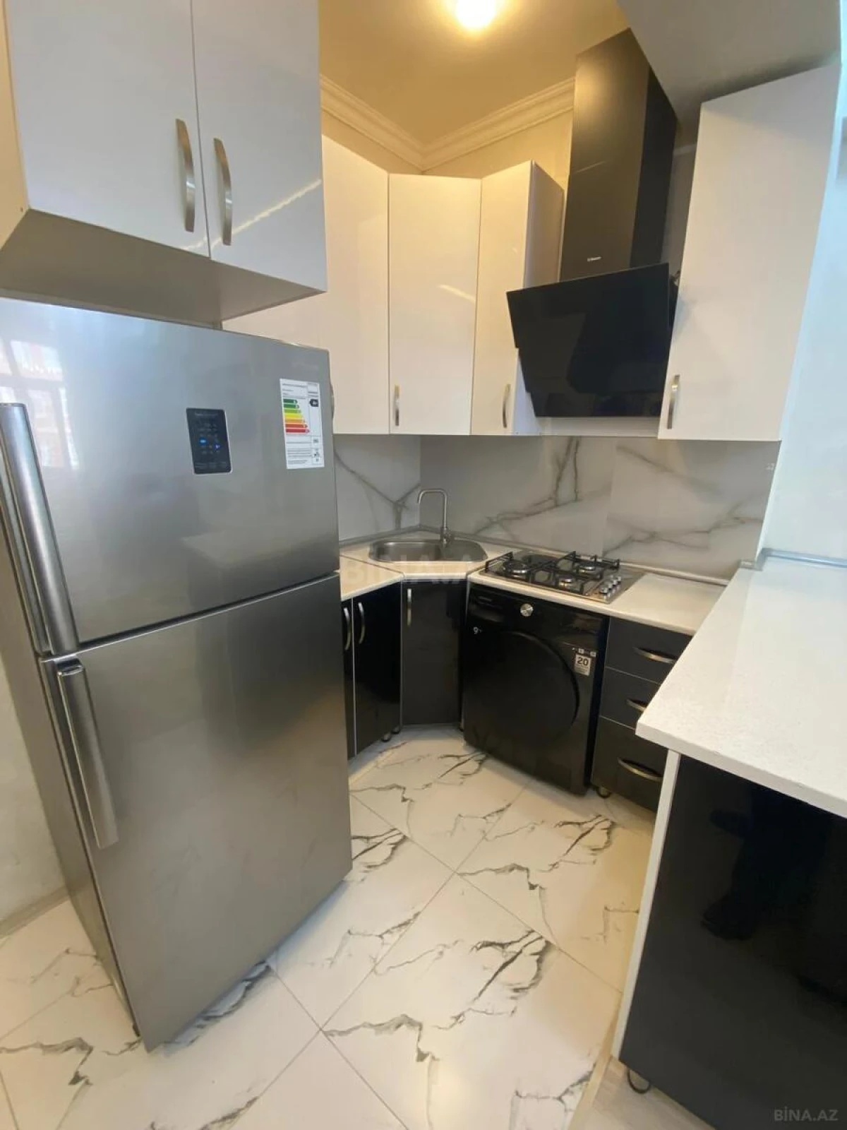 Satılır 2 otaqlı mənzil 56 m²