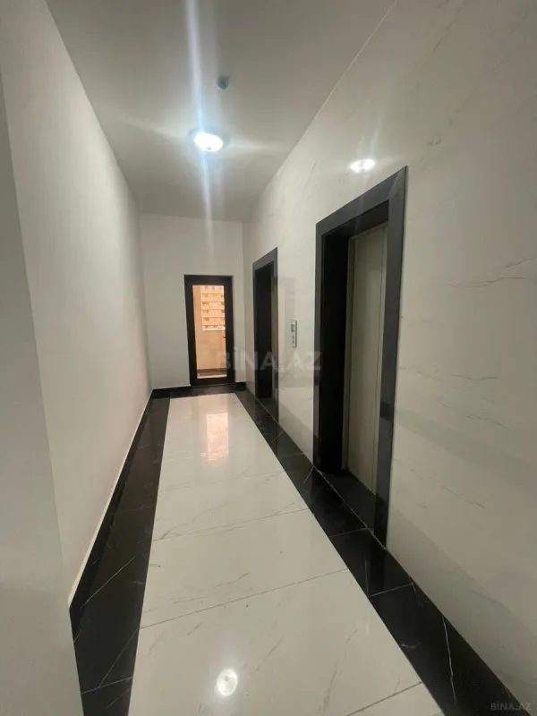 Satılır 3 otaqlı mənzil 157 m²