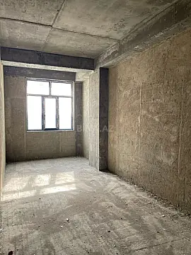 Satılır 3 otaqlı mənzil 157 m²