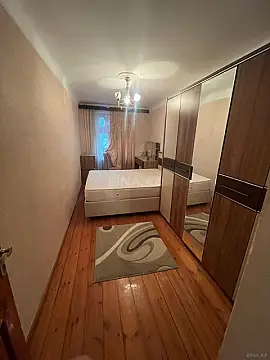 Satılır 2 otaqlı mənzil 42 m²