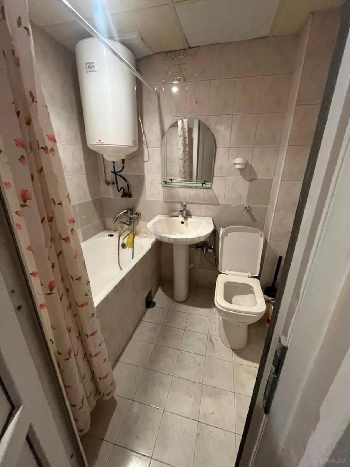 Satılır 2 otaqlı mənzil 42 m²