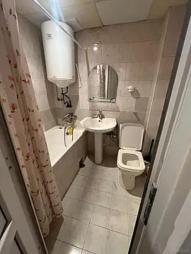 Satılır 2 otaqlı mənzil 42 m²