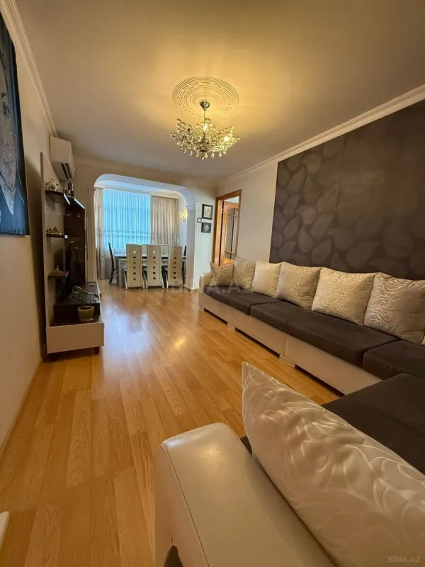 Satılır 2 otaqlı mənzil 55 m²