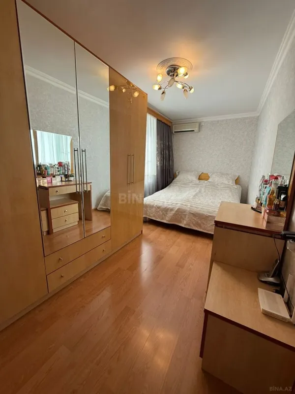 Satılır 2 otaqlı mənzil 55 m²
