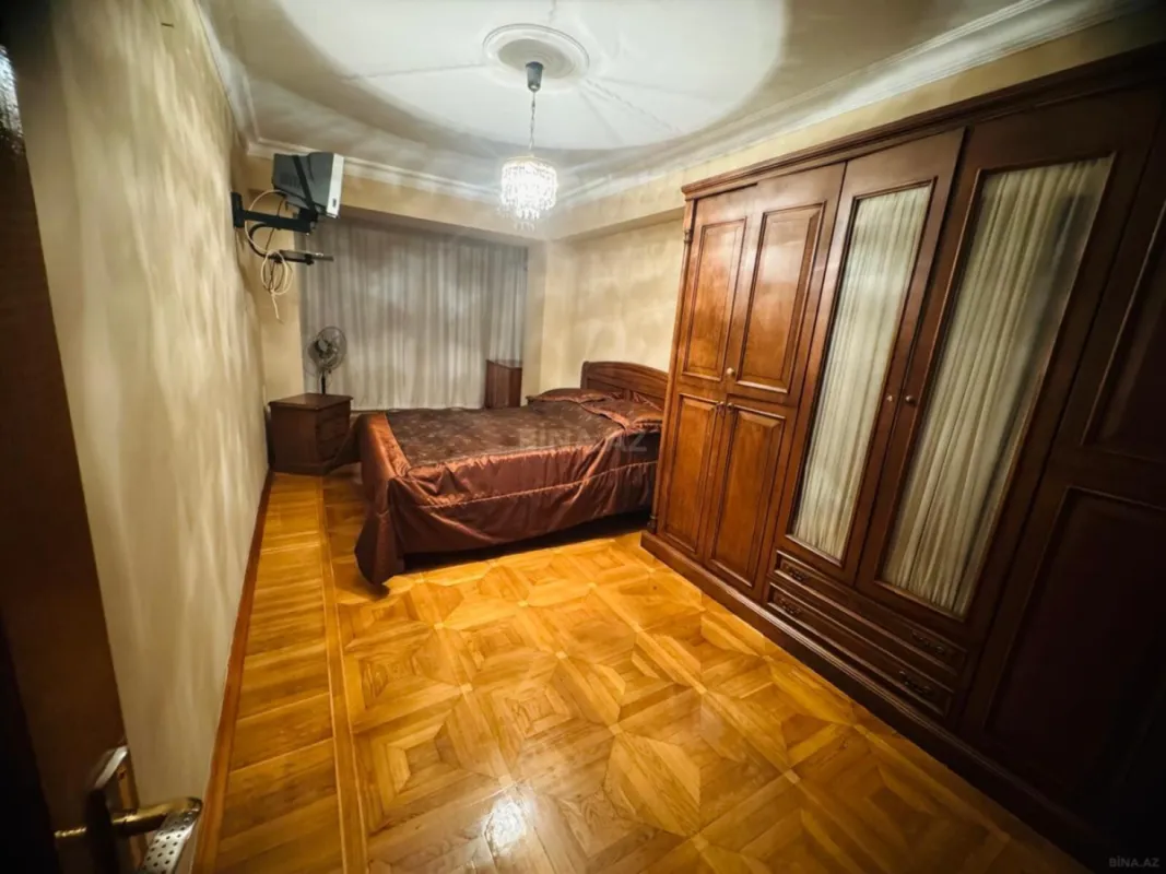Satılır 3 otaqlı mənzil 100 m²