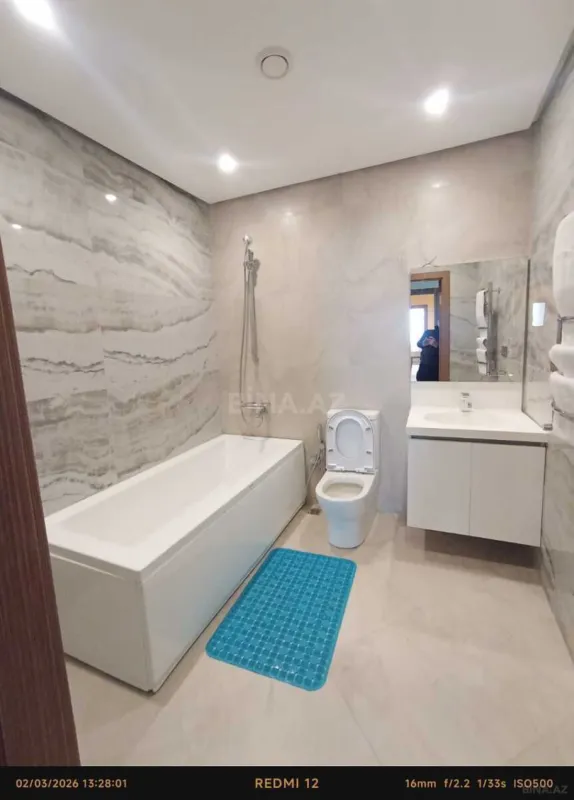 Kirayə verilir 4 otaqlı mənzil 201 m²