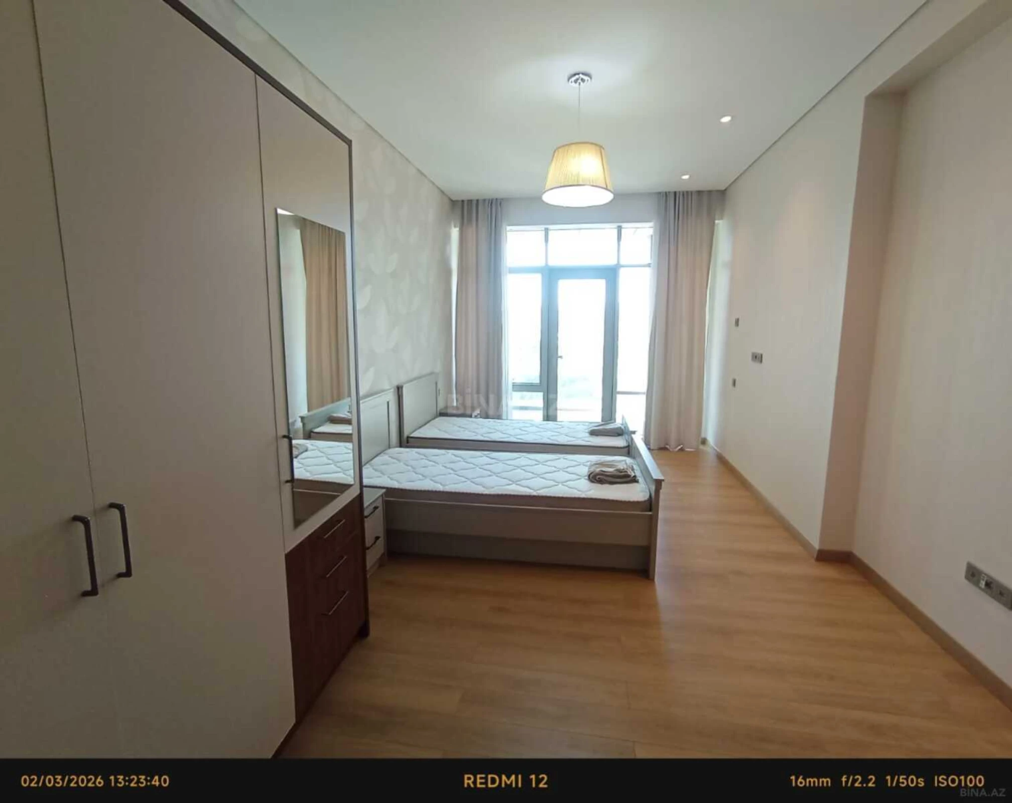 Kirayə verilir 4 otaqlı mənzil 201 m²