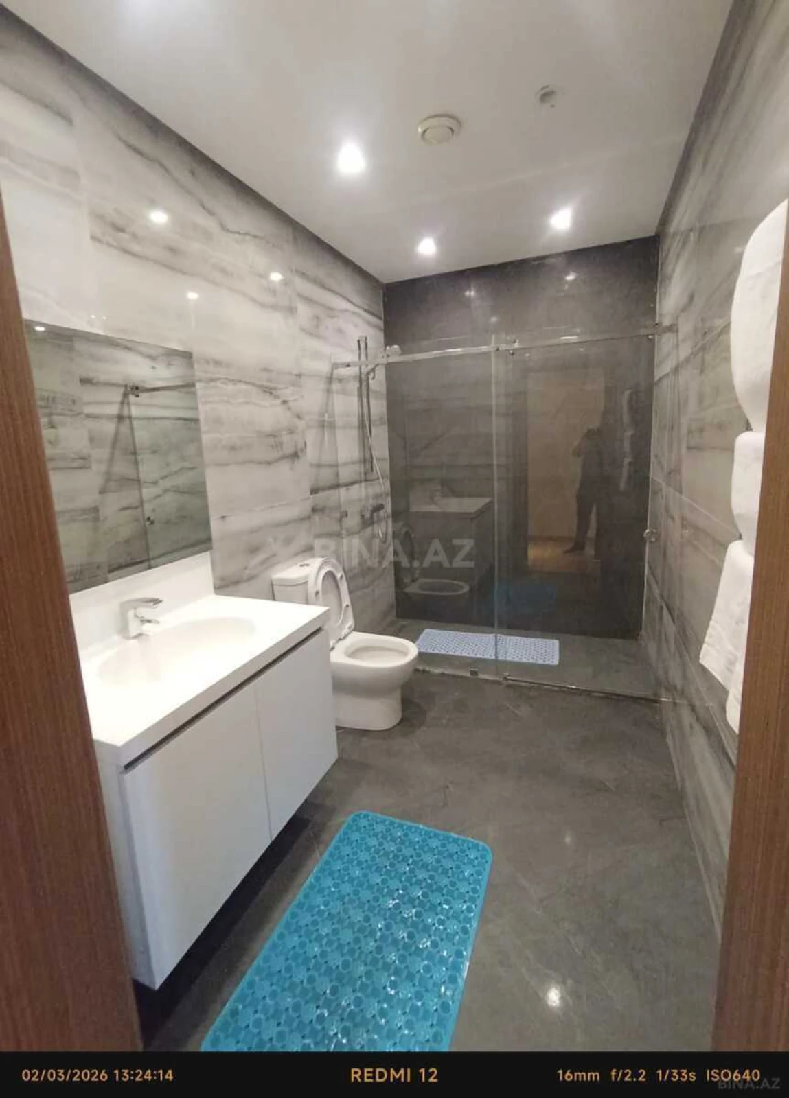 Kirayə verilir 4 otaqlı mənzil 201 m²