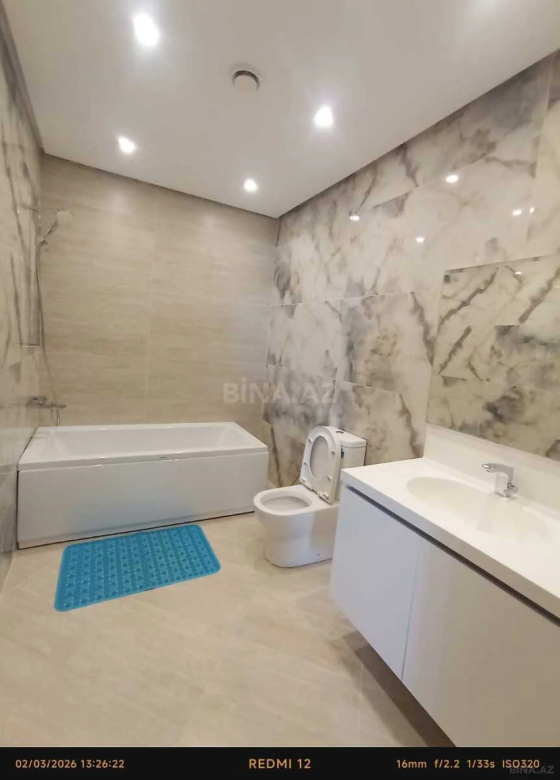 Kirayə verilir 4 otaqlı mənzil 201 m²