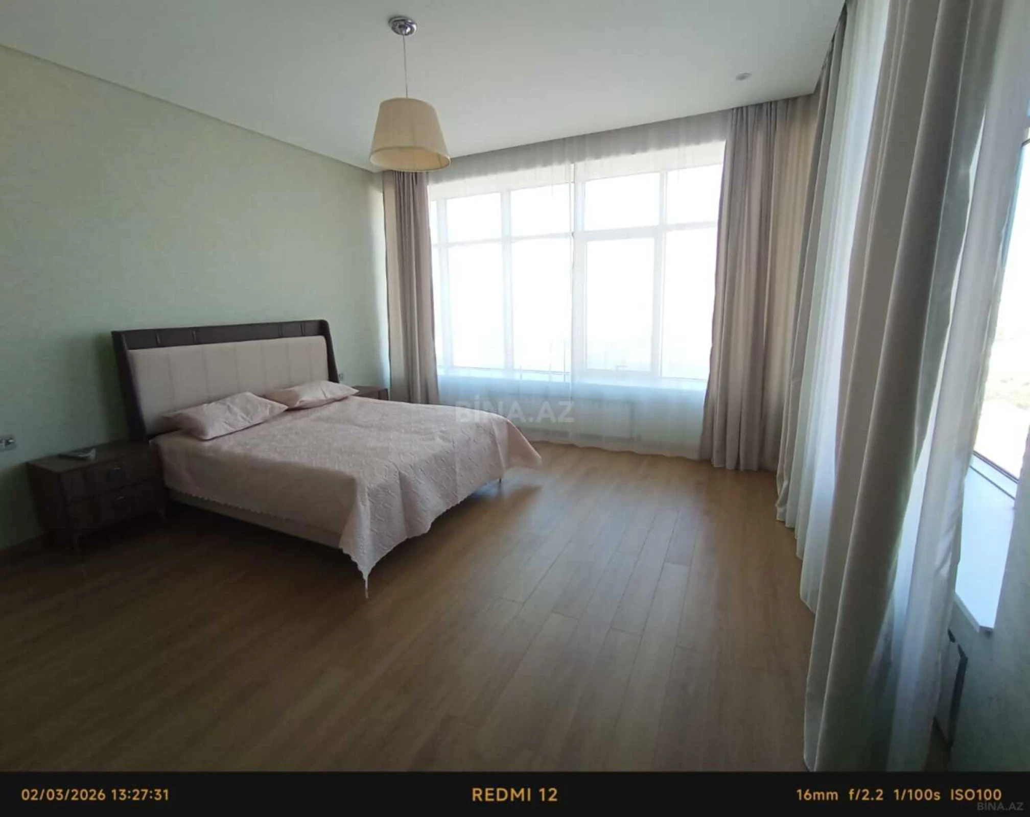 Kirayə verilir 4 otaqlı mənzil 201 m²