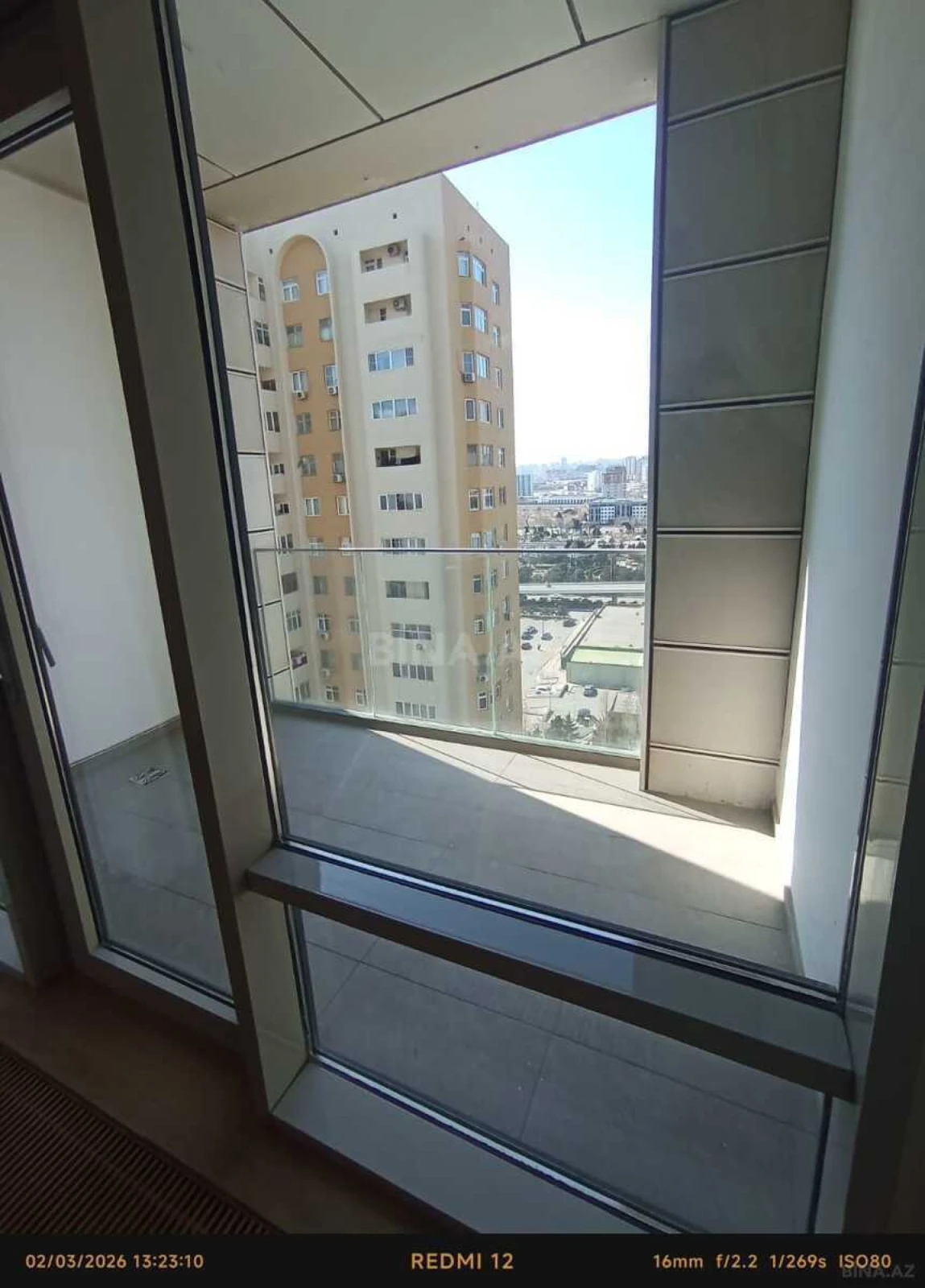 Kirayə verilir 4 otaqlı mənzil 201 m²