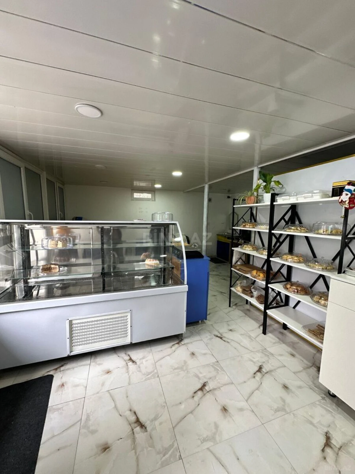 Satılır obyekt 35 m²