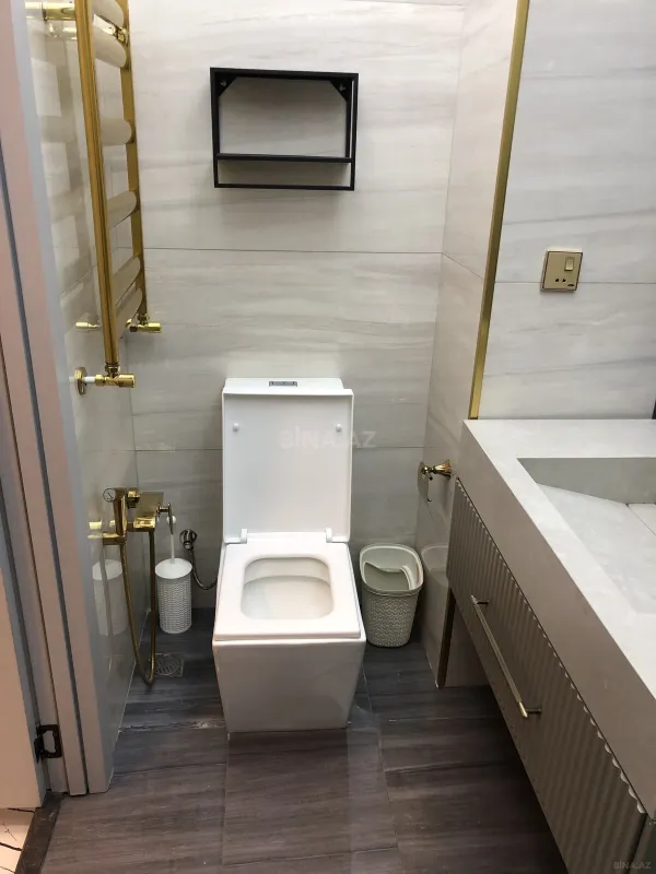 Kirayə verilir 2 otaqlı mənzil 65 m²