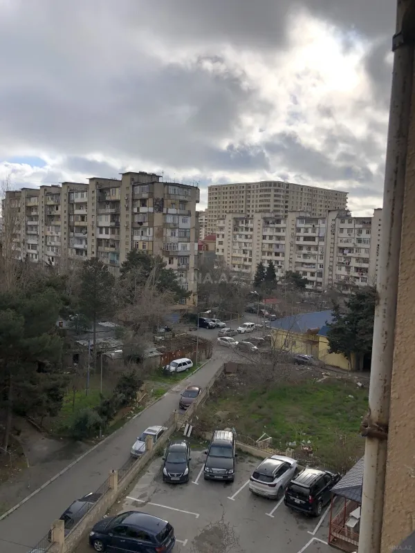 Kirayə verilir 2 otaqlı mənzil 65 m²