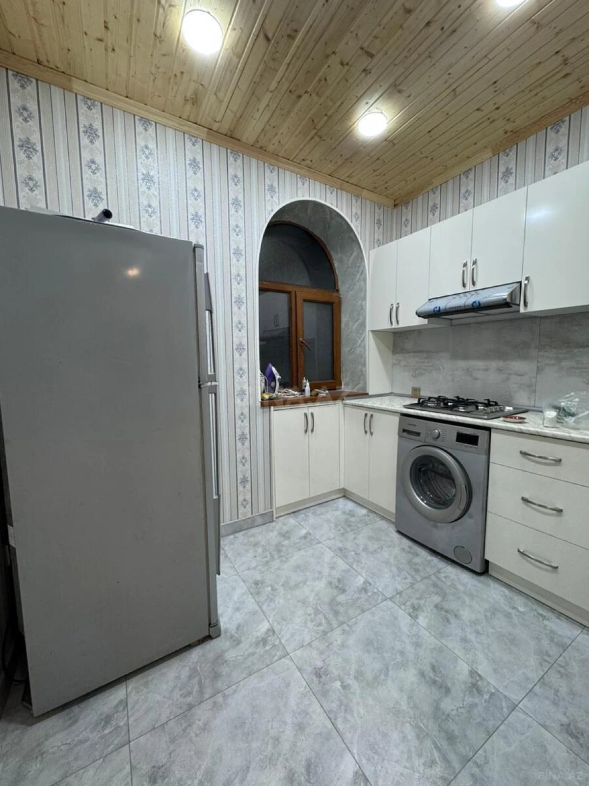 Kirayə verilir 2 otaqlı həyət evi 50 m²