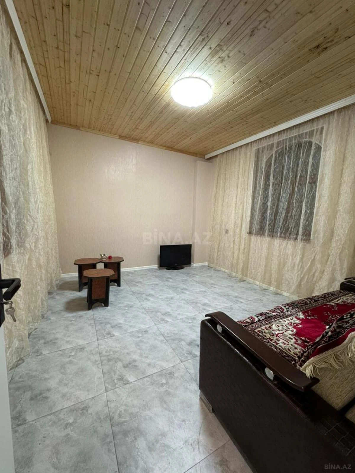 Kirayə verilir 2 otaqlı həyət evi 50 m²